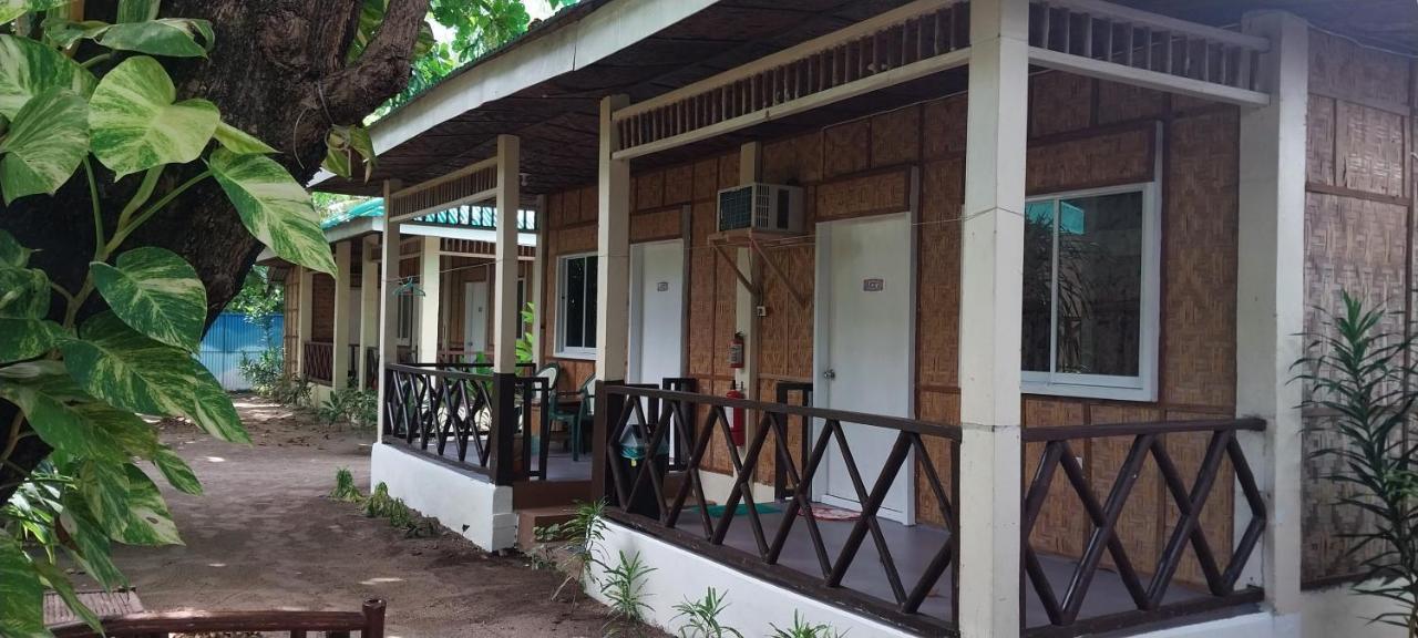 Hotel The Shark'S Tail Dive Center Daanbantayan Zewnętrze zdjęcie