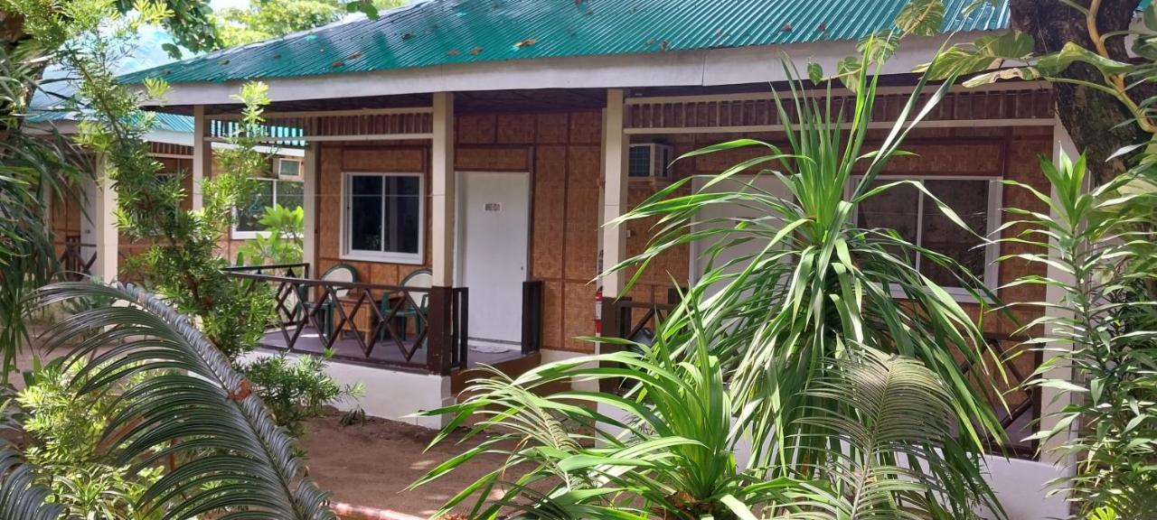 Hotel The Shark'S Tail Dive Center Daanbantayan Zewnętrze zdjęcie