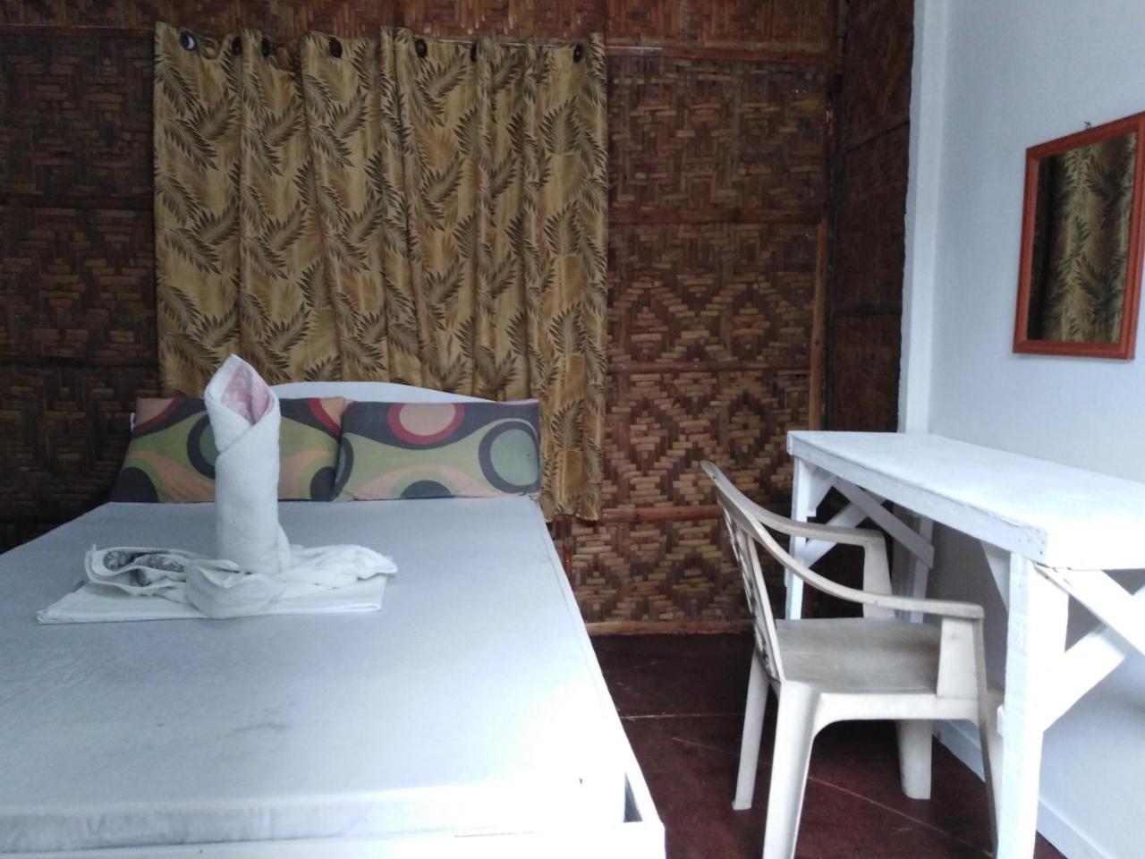 Hotel The Shark'S Tail Dive Center Daanbantayan Zewnętrze zdjęcie