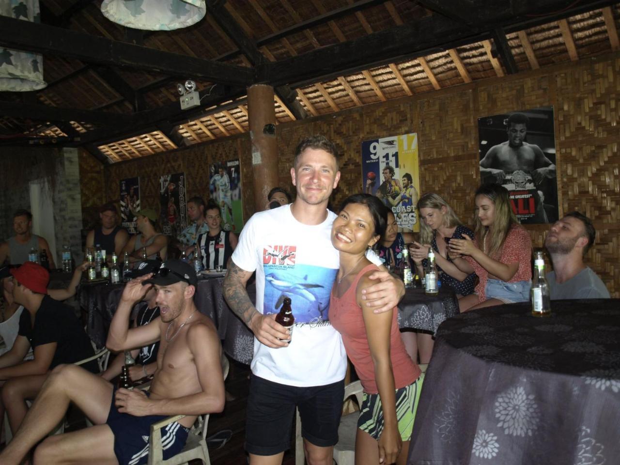 Hotel The Shark'S Tail Dive Center Daanbantayan Zewnętrze zdjęcie